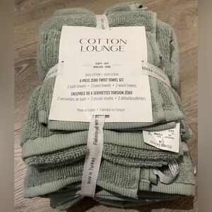 Brand new set of towels